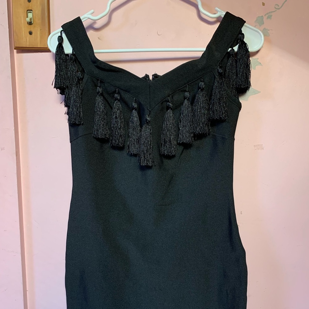 Black Windsor bodycon dress with tassel